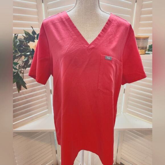 FIGS RED SCRUBS SIZE XL - Picture 2 of 5